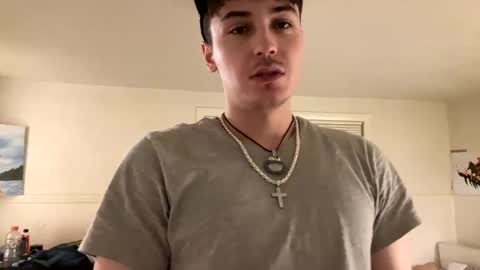 Snapshot of yungstudbev chatting on January 6, 10:24 am yungstudbev online show from January 6, 10:24 am