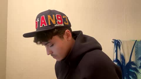 Snapshot of yungstudbev chatting on January 13, 10:36 am yungstudbev online show from January 13, 10:36 am