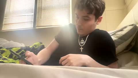 Snapshot of yungstudbev chatting on January 22, 2:46 pm yungstudbev online show from January 22, 2:46 pm