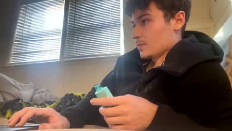 Snapshot of yungstudbev chatting on January 28, 8:58 pm yungstudbev online show from January 28, 8:58 pm