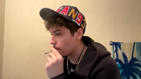 Snapshot of yungstudbev chatting on January 31, 8:12 pm yungstudbev online show from January 31, 8:12 pm