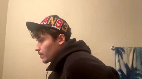 Snapshot of yungstudbev chatting on February 5, 1:04 am yungstudbev online show from February 5, 1:04 am