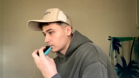 Snapshot of yungstudbev chatting on February 18, 9:09 pm yungstudbev online show from February 18, 9:09 pm