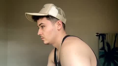 Snapshot of yungstudbev chatting on February 25, 6:20 pm yungstudbev online show from February 25, 6:20 pm