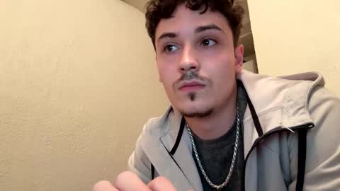 Snapshot of yungstudbev chatting on September 10, 11:05 pm yungstudbev online show from September 10, 11:05 pm