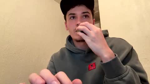 Snapshot of yungstudbev chatting on September 24, 3:10 am yungstudbev online show from September 24, 3:10 am