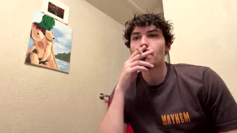 Snapshot of yungstudbev chatting on December 17, 6:30 am yungstudbev online show from December 17, 6:30 am