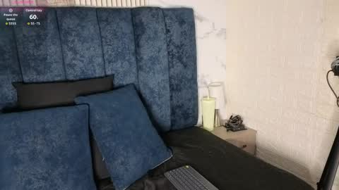 yunkeyc online show from April 7, 9:04 pm