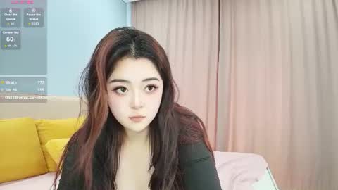 yunlihn_ online show from July 7, 7:23 am