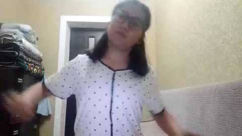 Yuna online show from November 17, 1:06 pm