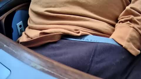 yuppers1234 online show from December 20, 2:24 pm