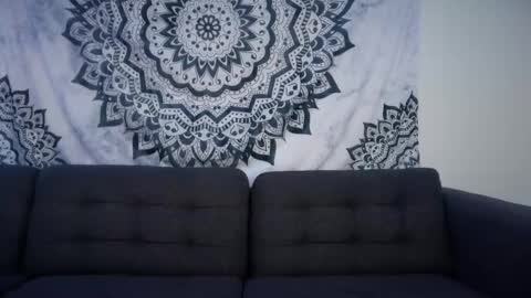 yurdreams_22 online show from November 10, 5:06 am