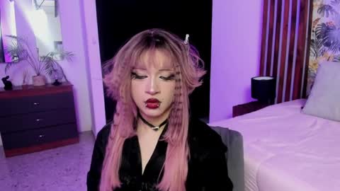 Yuri Kay online show from May 31, 11:50 am
