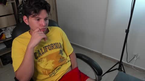 yurii_moody online show from January 31, 3:09 am