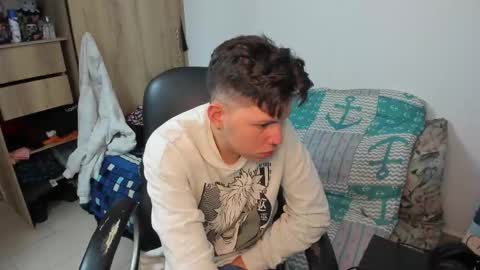 yurii_moody online show from March 21, 12:37 am