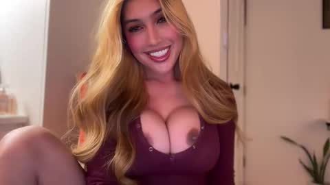 GODDESS SOFIA online show from May 31, 2:46 pm