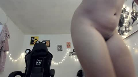 Snapshot of yury_sun chatting on January 4, 9:31 pm paola online show from January 4, 9:31 pm