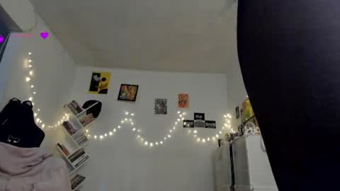 Snapshot of yury_sun chatting on February 27, 10:31 pm paola online show from February 27, 10:31 pm