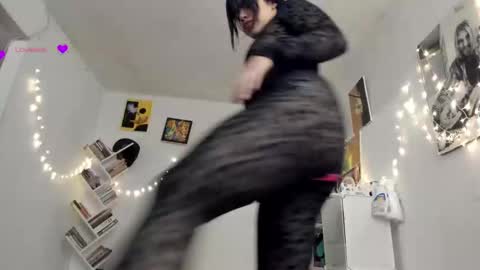 Snapshot of yury_sun chatting on March 8, 12:11 am paola online show from March 8, 12:11 am