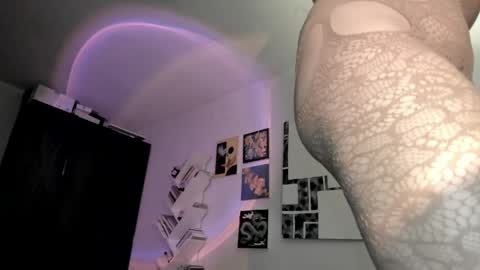 Snapshot of yury_sun chatting on April 30, 3:02 am paola online show from April 30, 3:02 am