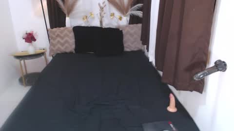 Snapshot of yvannasilva18 chatting on December 8, 12:19 pm jai online show from December 8, 12:19 pm