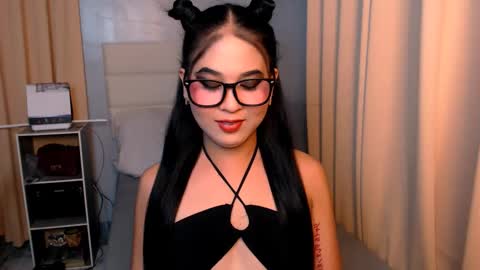 Snapshot of yvannasilva18 chatting on March 12, 11:31 am jai online show from March 12, 11:31 am