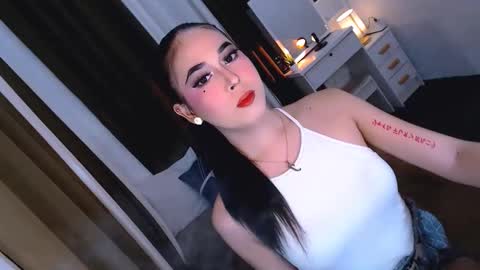 Snapshot of yvannasilva18 chatting on September 12, 10:48 am jai online show from September 12, 10:48 am