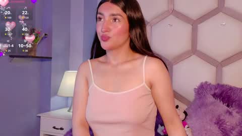 yvi online show from April 21, 3:07 pm