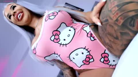 YviAnn online show from October 2, 8:38 pm