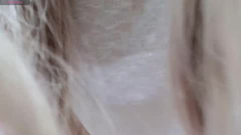 YviAnn online show from November 17, 10:04 pm