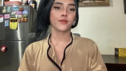 Miss Cali online show from February 17, 7:21 pm