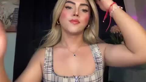 Miss Cali online show from September 21, 4:41 pm