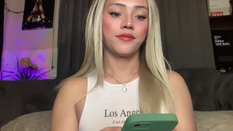 Miss Cali online show from December 19, 12:17 am