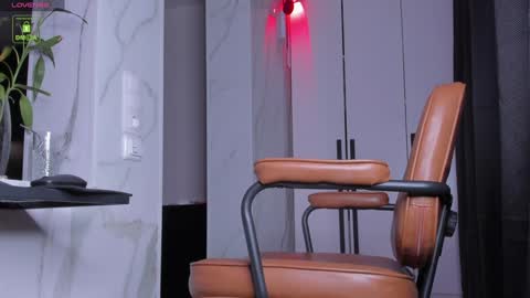 yvonne_miss online show from February 3, 5:14 pm