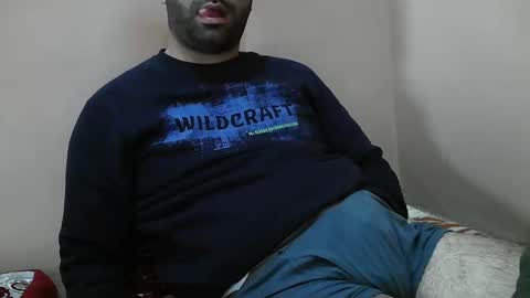 Snapshot of yxxtxxdentyk chatting on January 15, 9:36 am Bi BearXXX online show from January 15, 9:36 am