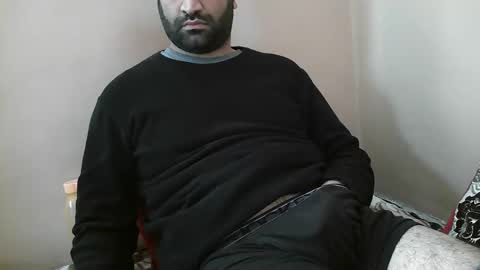 Snapshot of yxxtxxdentyk chatting on February 12, 5:35 am Bi BearXXX online show from February 12, 5:35 am