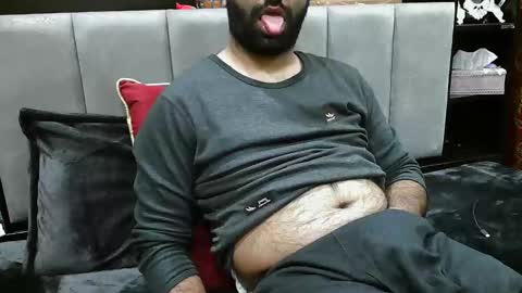 Snapshot of yxxtxxdentyk chatting on March 5, 6:04 pm Bi BearXXX online show from March 5, 6:04 pm