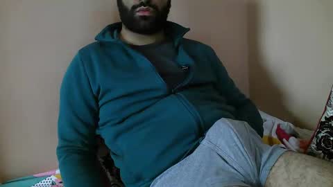 Snapshot of yxxtxxdentyk chatting on April 4, 5:49 am Bi BearXXX online show from April 4, 5:49 am