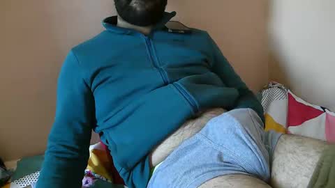 Snapshot of yxxtxxdentyk chatting on April 6, 6:14 am Bi BearXXX online show from April 6, 6:14 am