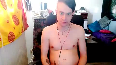   online show from March 7, 3:49 pm