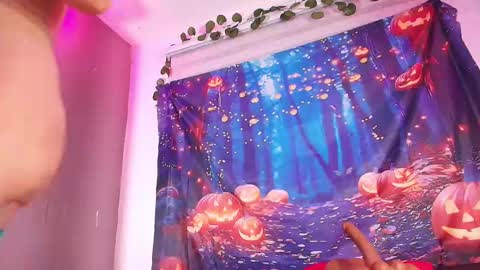 Snapshot of z_zoe_ chatting on October 9, 3:04 am Zoe online show from October 9, 3:04 am