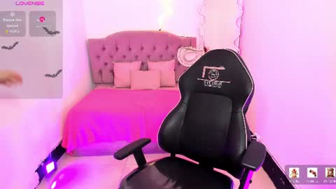 zaafira_tay online show from July 18, 11:36 am