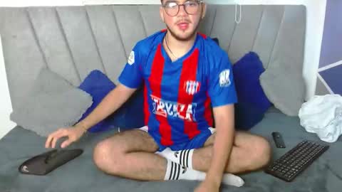 Snapshot of zac_golden chatting on October 24, 5:48 am Zack  online show from October 24, 5:48 am