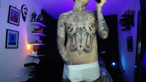 Snapshot of zac_muller1 chatting on November 27, 6:48 am zac_muller1 online show from November 27, 6:48 am