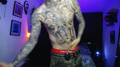 Snapshot of zac_muller1 chatting on November 28, 8:17 am zac_muller1 online show from November 28, 8:17 am