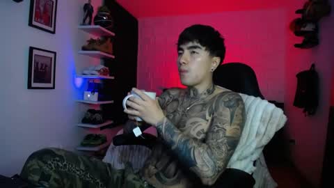 zac_muller1 online show from April 11, 7:45 am