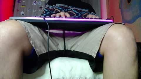 Snapshot of zac_watson chatting on February 19, 6:55 am Zac Freelance model online show from February 19, 6:55 am