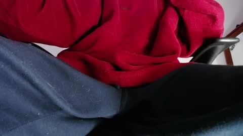 Snapshot of zac_watson chatting on July 15, 12:21 pm Zac Freelance model online show from July 15, 12:21 pm