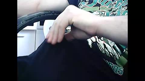 Snapshot of zacc22 chatting on March 9, 9:57 am zacc22 online show from March 9, 9:57 am