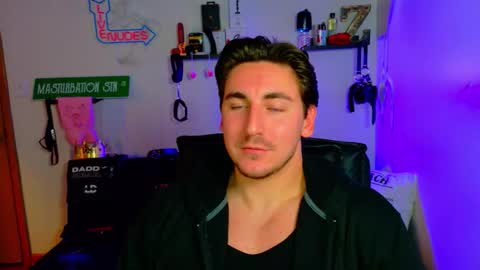 Zach Rhyder online show from December 4, 3:16 am